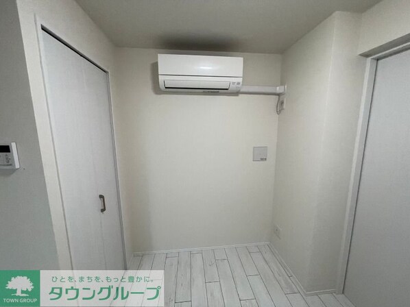 CREAL新富町の物件内観写真